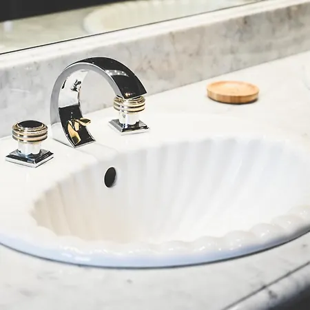 فندق مبيت وإفطار La Fontaine Dort 3*