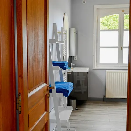 La Fontaine Dort Frühstückspension *